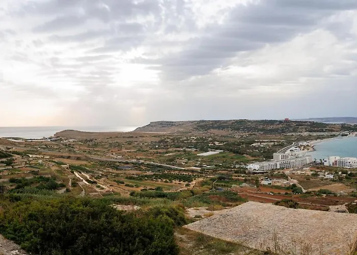 Peaceful 2 Bed, 2 Bath Flat & Breathtaking Views