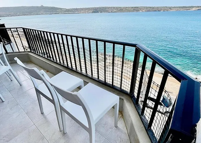 Luxury Seafront Apartment With Panoramic Views- Ghadira, Mellieha Bay
