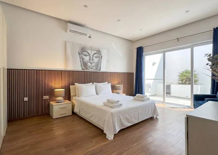 Villa Ida - Indoor Heated Pool, Sauna, Games Room And Gym